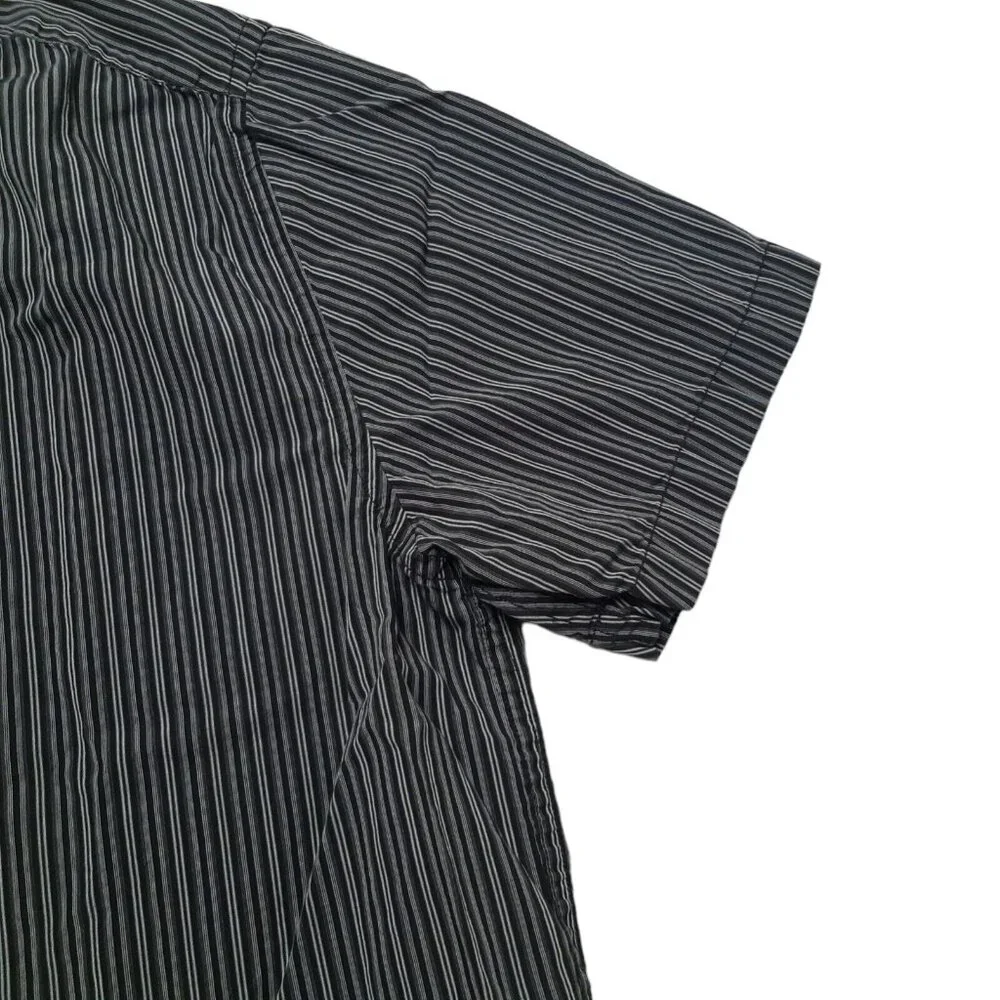 Old Navy Shirt Mens Large Black Striped Button Down Y2K Minimalist Short‎ Sleeve